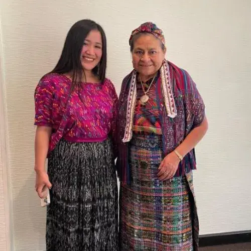 Angela Chiquin y kemonels