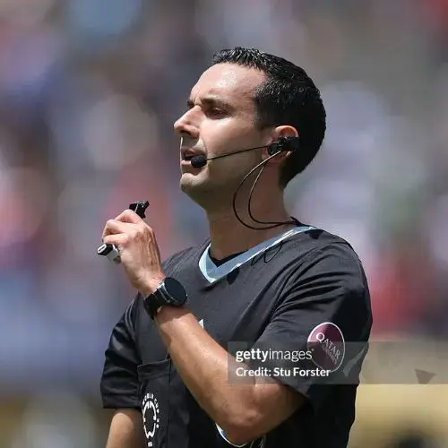 Árbitros Guatemala vs Panamá