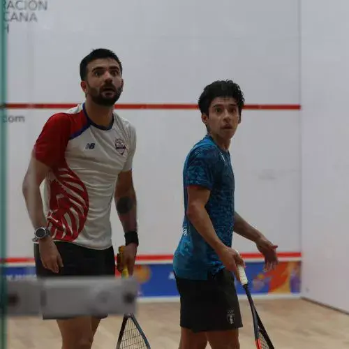 Deportista Alejandro Enríquez ganó el oro en Juegos Bolivarianos 2025 en Squash
