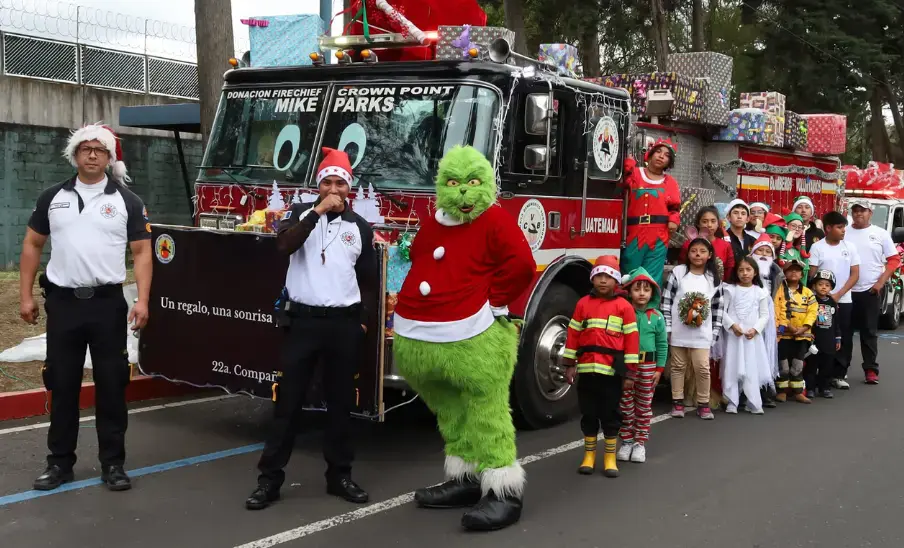Desfile Navideño 2025 de Bomberos Voluntarios
