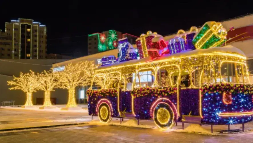 Desfile Navide&ntilde;o B&B 2025 en Guatemala