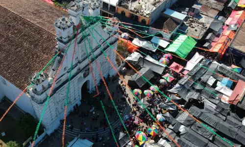 El Rabinal Achí contará con nueva indumentaria atrio iglesia