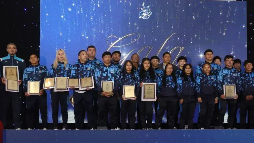Federación de Luchas de Guatemala celebró los triunfos internacionales de sus atletas en 2025