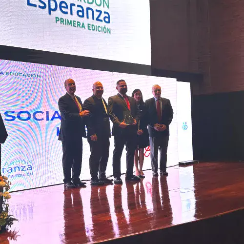 Galardón Esperanza premia proyectos que transforman la salud