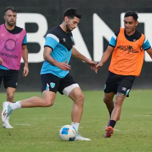 Guatemala vs Panamá en vivo aquí (1)