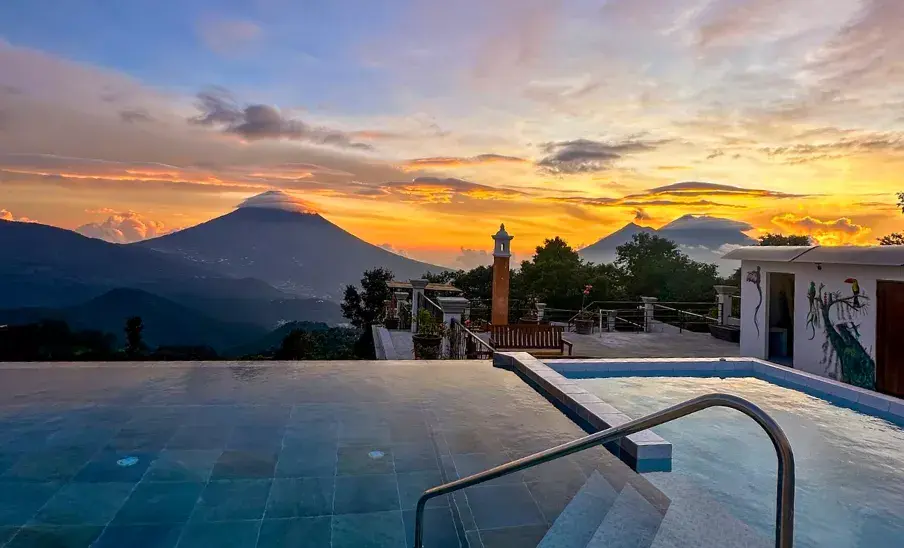 Hoteles para ver atardeceres en Guatemala