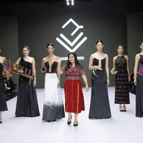 Juventud creativa y herencia cultural protagonizaron las pasarelas del tercer día de GTFW