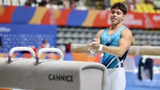 Medalla de oro ganó Jaycko Bourdet en Juegos Bolivarianos 2025 (1)