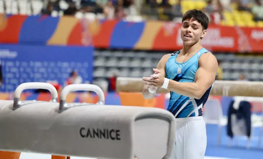 Medalla de oro ganó Jaycko Bourdet en Juegos Bolivarianos 2025 (1)