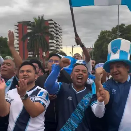 Pantallas gigantes para el partido de Guatemala vs Panamá (1)