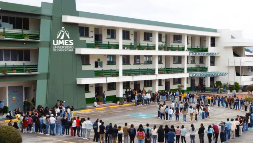 Prepárate para tu futuro profesional en la Universidad Mesoamericana este 2026