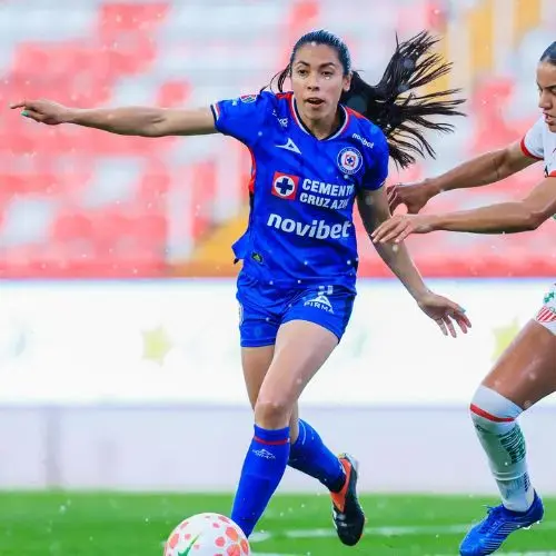 Ana Lucía Martínez con Cruz Azul femenil 2025