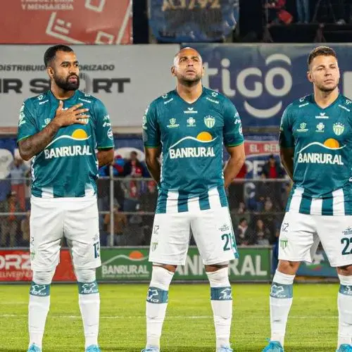 Antigua GFC recibe a Xelajú en el partido de vuelta de los cuartos de final