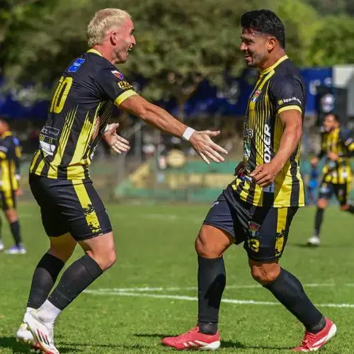 Aurora avanzó a semifinales del torneo apertura 2025