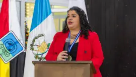 Brenda Lemus Gordillo Medalla de Honor Mérito Popol Wuj 2025