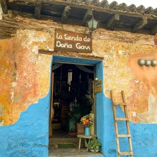 En Antigua Tienda de Doña Gavi