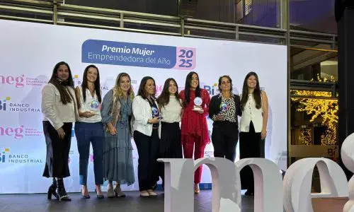 Guatemaltecas ganadoras del Premio a la Emprendedora del Año 2025