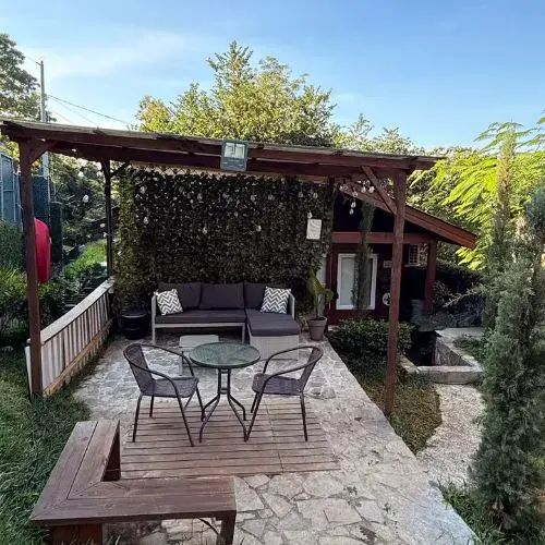La Cabaña de Don Robert en la Laguna El Pino
