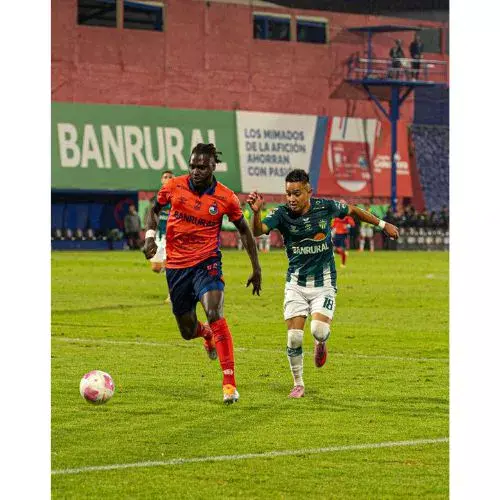 Resultado de la final de vuelta del Torneo Apertura 2025 Municipal vs Antigua GFC