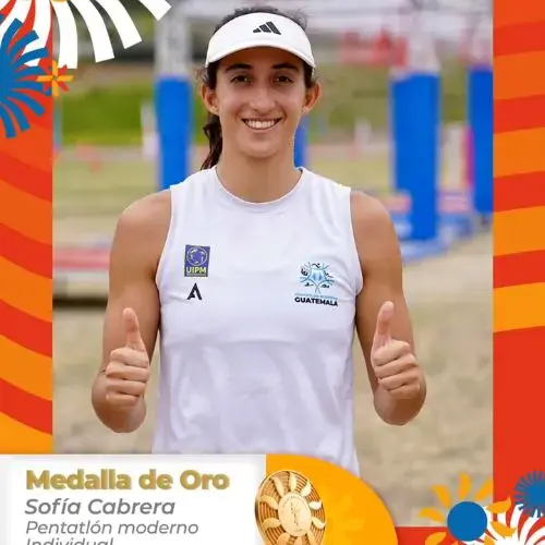 Sofía Cabrera con medalla de oro en los Juegos Bolivarianos 2025