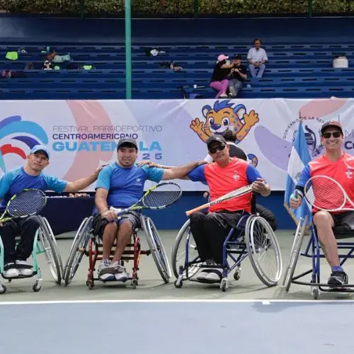 Tenis en silla de ruedas en el Festival Paradeportivo 2025