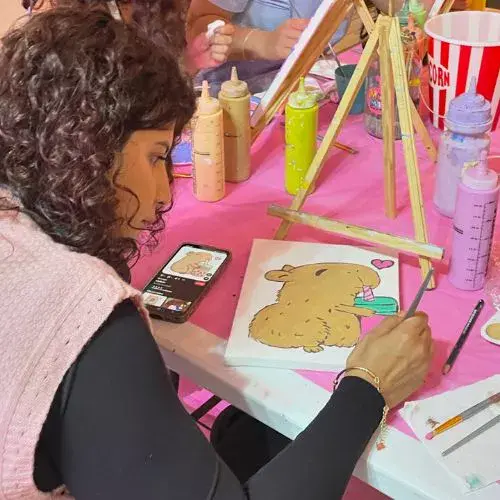 Un Sing & Paint 2025 con Pinturas Momos