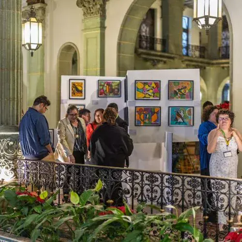 Una Exposición «Colores que nos unen» en Guatemala 2025