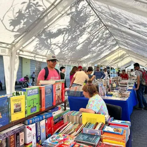 Una Feria Municipal del Libro en Guatemala 2025