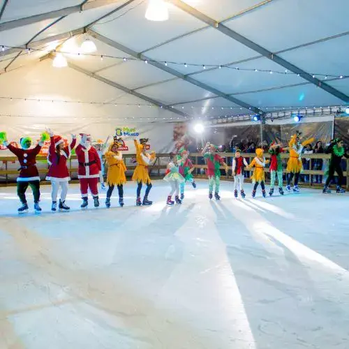 Una Pista de Hielo en Mixco