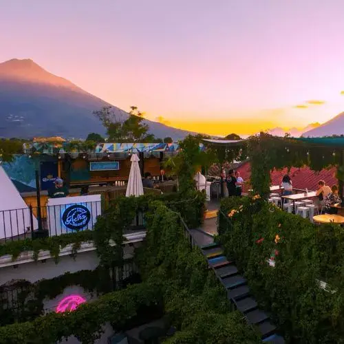 donde pasar año nuevo en Antigua Guatemala