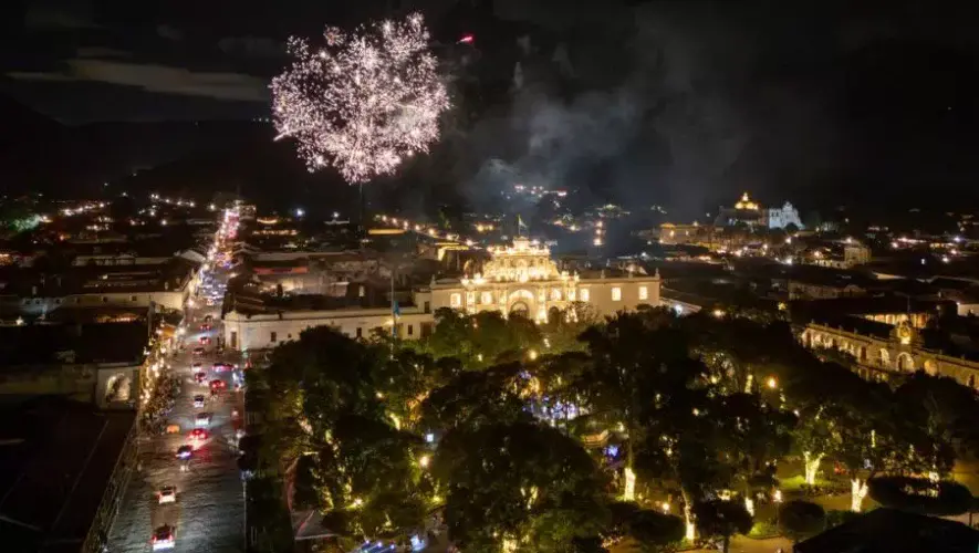 destinos con temática navideña en antigua guatemala 2025