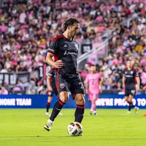 Aaron Herrera con el DC United 2026