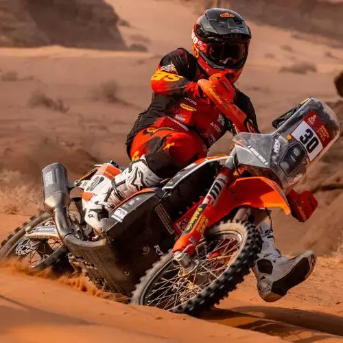 Equipo basworldktm en el Dakar 2026