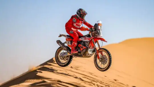 Francisco Arredondo supera la dura jornada Maratón y finalizó la Etapa 9 del Rally Dakar 2026