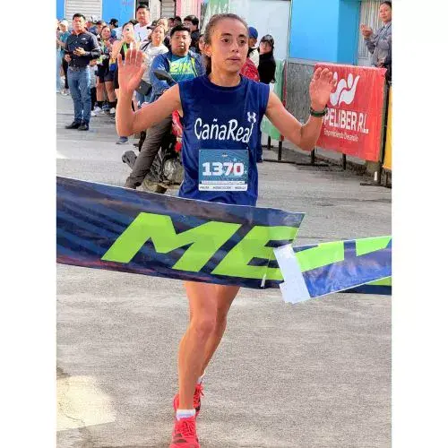 Heidy Villegas conquista carrera San Silvestre 2025