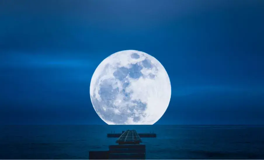 La Luna del lobo y superluna dan la bienvenida al 2026
