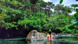 balneario finca agua tibia