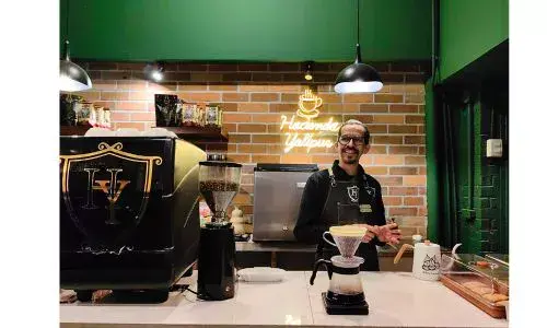 Café de Hacienda Yalipur en Terra Nostra y Pizca Patisserie