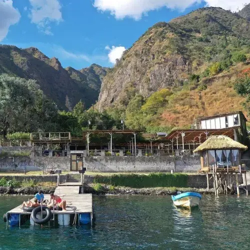 Free Cerveza Lago de Atitlán