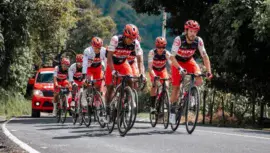 Hino One La Red Suzuki representará a Guatemala en la Vuelta Ciclística de República Dominicana 2026