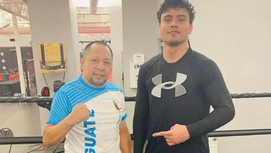 Léster Martínez inicia su preparación junto a Esaú Diéguez en Estado Unidos para la pelea de marzo 2026