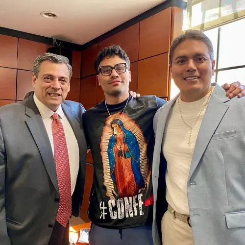 Léster Martínez recibió un reconocimiento en el Martes de Café del CMB en México, feberero 2026