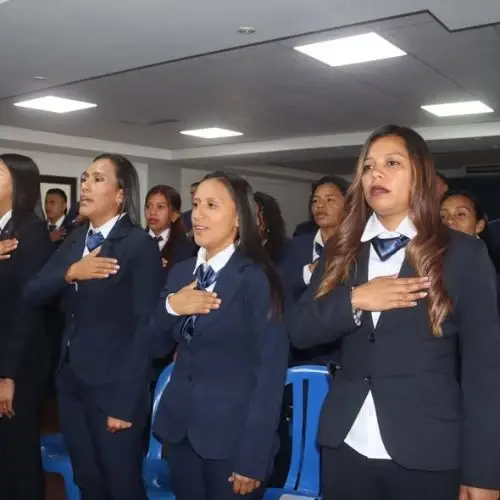 Mujeres árbitras de Guatemala con Gafete FIFA 2026