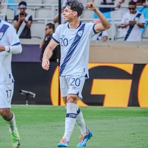 Olger Escobar entre los 50 futbolsitas de World Soccer 2026