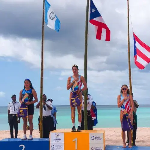 Participación de Guatemala e vento Regional de Triatlón en Barbados