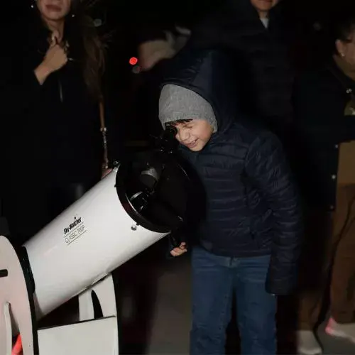 Una Noche Astronómica 2026 en AVIA