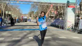 Viviana Aroche rompe el récord centroamericano en la Media Maratón Barcelona 2026