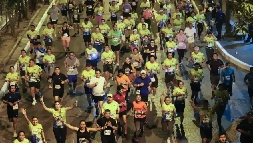 Carrera 10K Nocturna de la Ciudad Guatemala