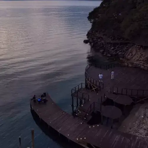 muelle turístico de Playa Las Cristalinas