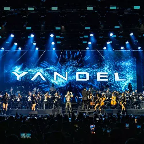 presentación Yandel Sinfónico en Guatemala